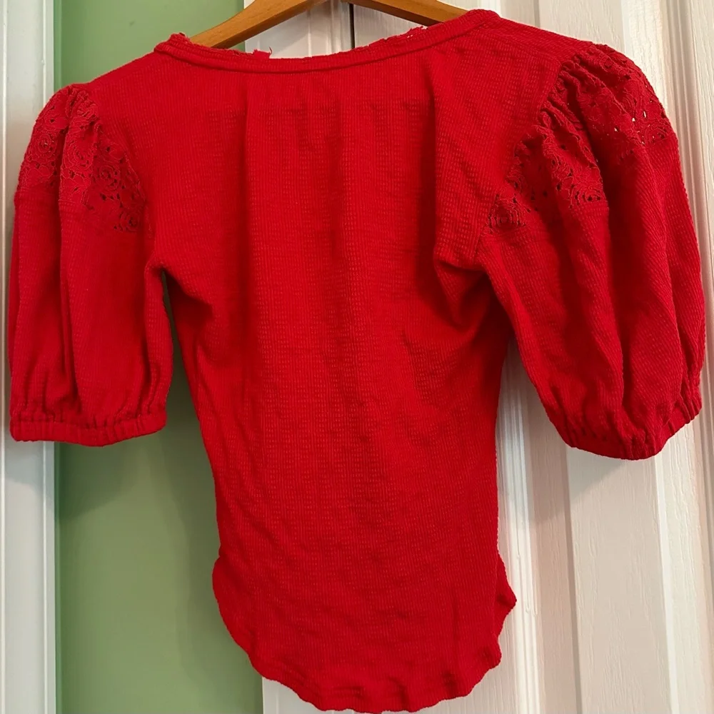 Free People Red Crochet Puff Sleeve Waffle Knit‎ Scoop Neck Top XS OB1105151